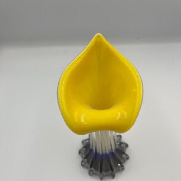 Jack In The Pulpit Art Glass Ribbed Calla Lilly Vase - Picture 2 of 8